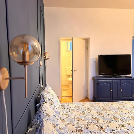 Pensiunea Schwartzy Guest house Mako